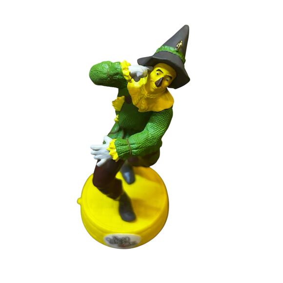 Hallmark Ornament 2015 If I Only Had a Brain Wizard of Oz Scarecrow Magic Sound - Picture 2 of 10
